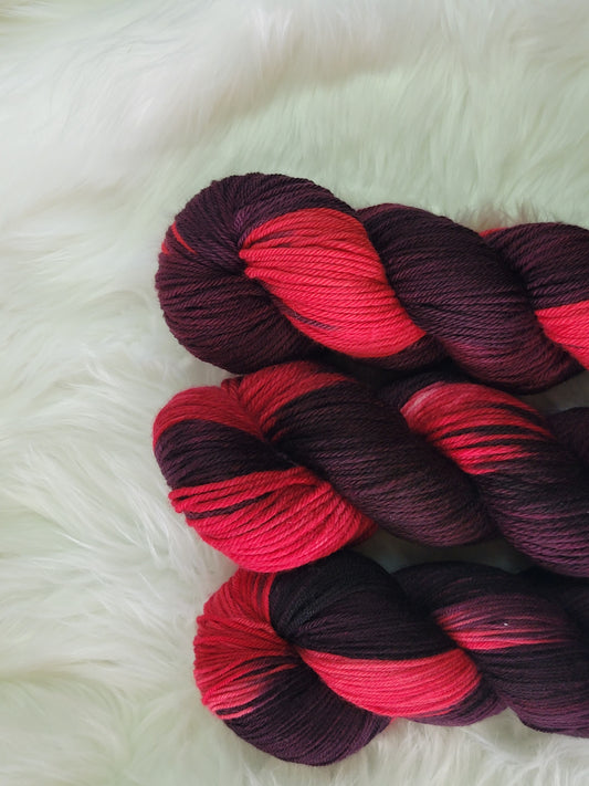 Hand Dyed Yarn - Sandy Claws